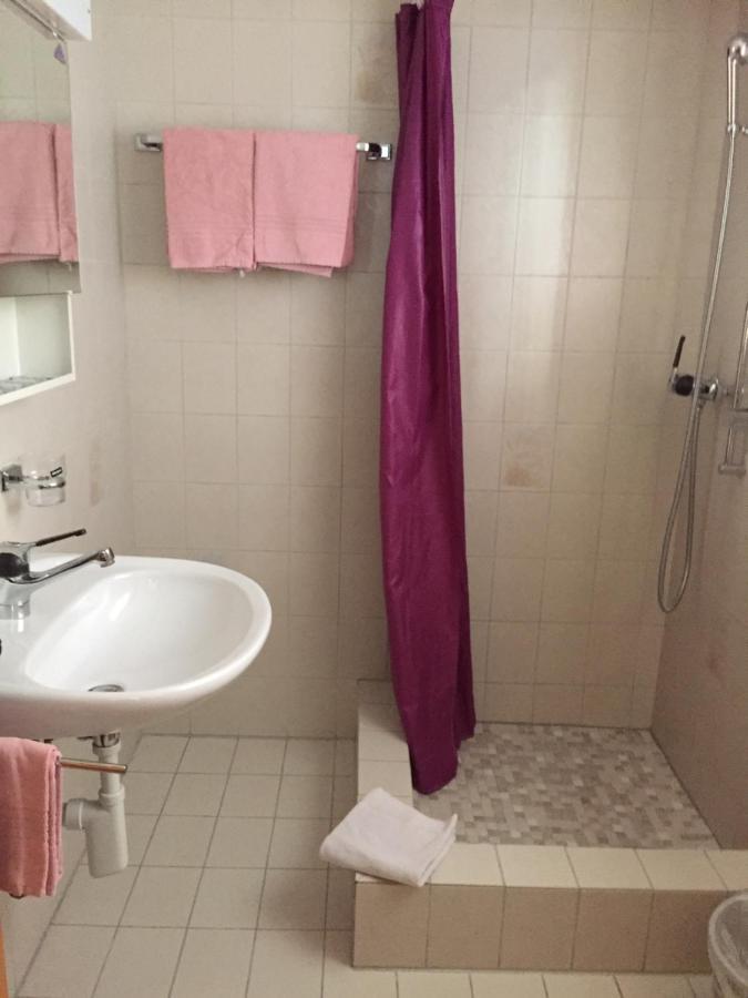 Hotel Reich-Präz Domat Zimmer foto